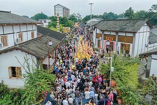 赵英杰谈离队：不能在没多少出场时间的情况下，占球队薪资空间